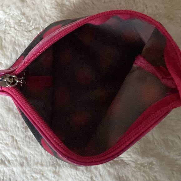 Makeup bags sold 3 together. - Picture 4 of 6